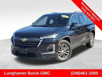 Used 2022 Chevrolet Traverse LT