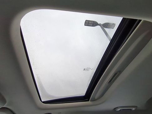 Used 2018 Ford Fusion Titanium image 20