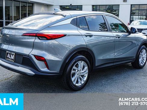 Used 2025 Buick Envista Preferred image 6