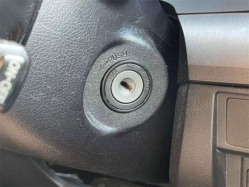 Used 2018 Toyota Tundra SR5 w/ SR5 Upgrade Package image 23