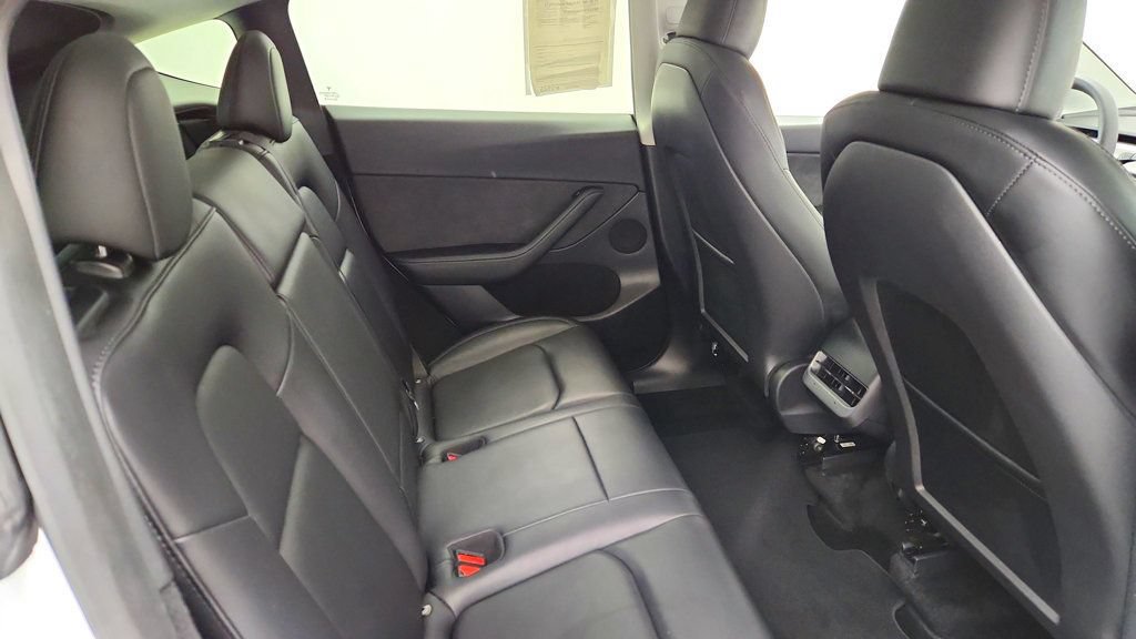 Used 2023 Tesla Model Y Long Range AWD/4WD image 24