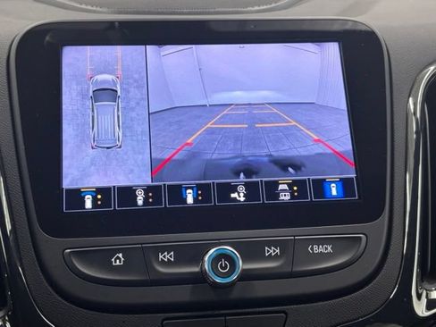 Used 2023 Chevrolet Equinox RS w/ RS Leather Package AWD/4WD image 32