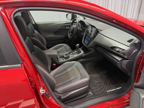 Certified 2025 Subaru Crosstrek 2.5i Limited w/ Popular Package #3A AWD/4WD image 18