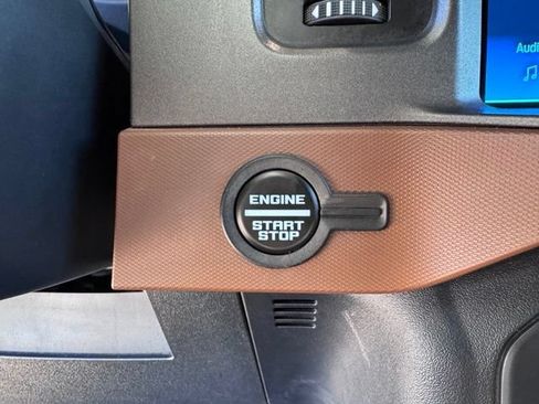 Used 2024 Ford Bronco Outer Banks AWD/4WD image 26