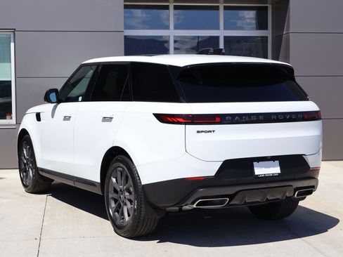 Certified 2025 Land Rover Range Rover Sport AWD/4WD image 10