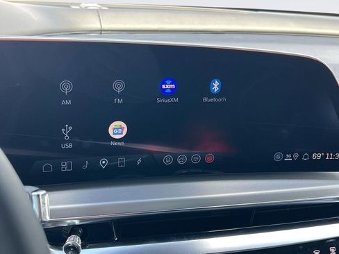 New 2026 Cadillac Lyriq V AWD/4WD image 18
