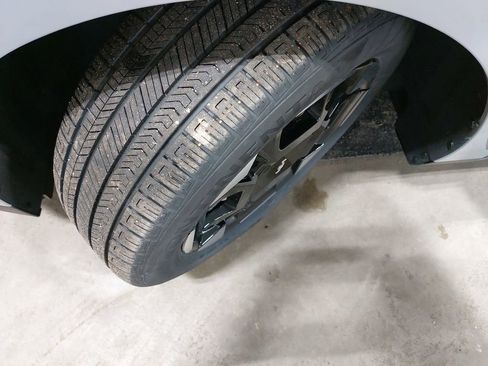 New 2026 Kia Carnival EX image 34