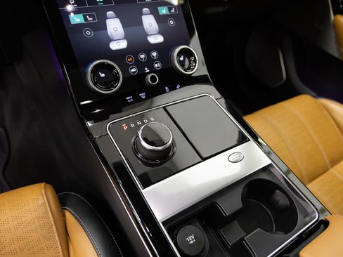 Used 2019 Land Rover Range Rover Velar R-Dynamic HSE AWD/4WD image 19