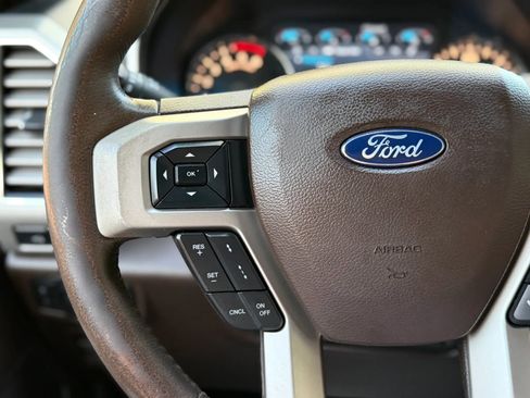 Used 2018 Ford F150 King Ranch w/ Equipment Group 601A Luxury AWD/4WD image 28
