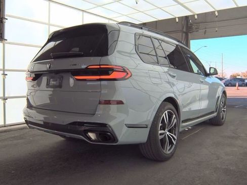 Used 2026 BMW X7 xDrive40i image 15
