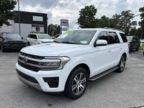 Used 2022 Ford Expedition XLT RWD image 9