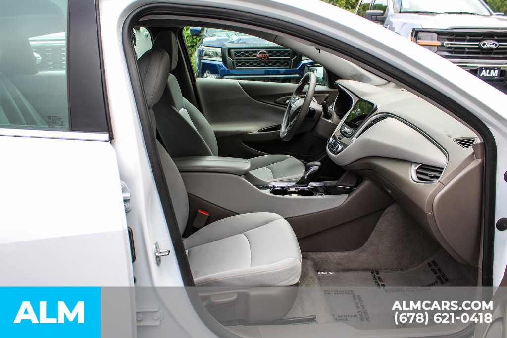 Used 2025 Chevrolet Malibu LT FWD image 20