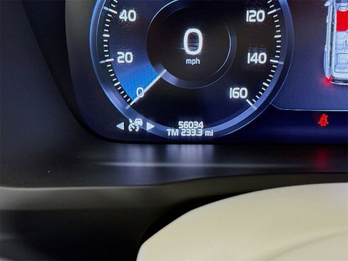 Used 2021 Volvo XC90 T6 Inscription w/ Advanced Package image 13