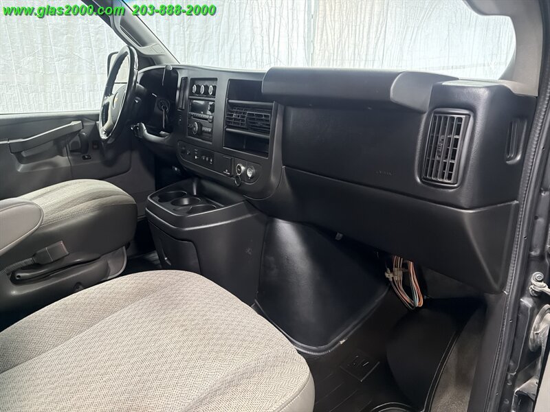 Used 2016 Chevrolet Express 3500 LT w/ LT Preferred Equipment Group RWD image 5