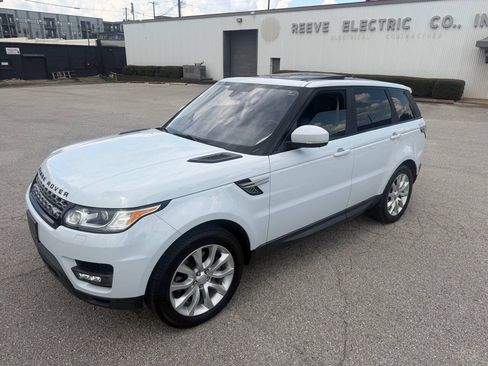 Used 2016 Land Rover Range Rover Sport HSE AWD/4WD image 2