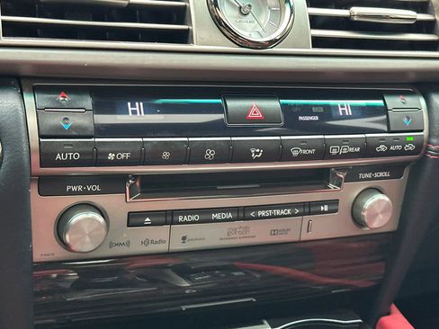 Used 2015 Lexus LS 460 image 23