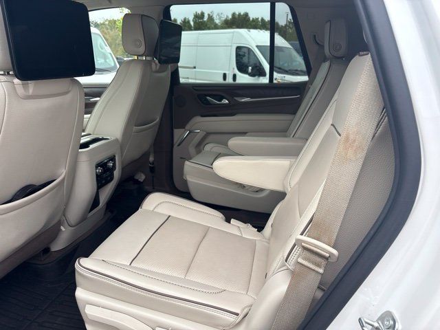 Used 2023 GMC Yukon Denali w/ Advanced Technology Package AWD/4WD image 25
