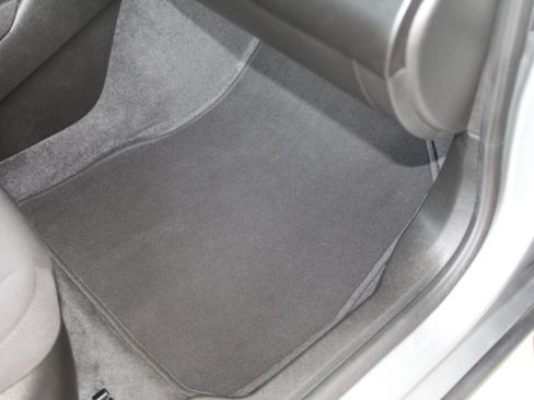 Used 2024 Chevrolet Malibu LT image 17