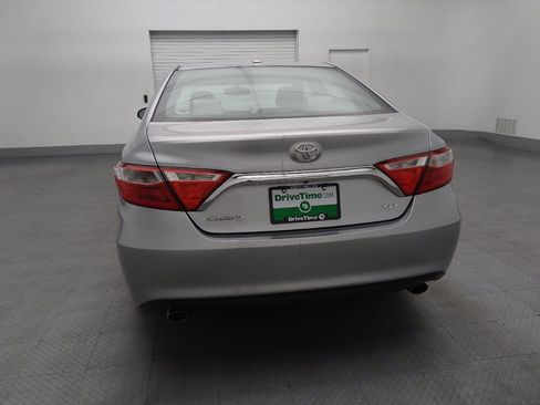 Used 2015 Toyota Camry XLE image 6