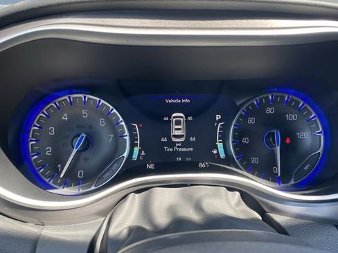 New 2026 Chrysler Voyager LX image 19