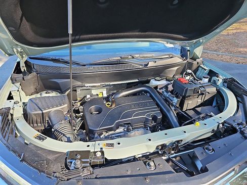 New 2026 Chevrolet Equinox LT w/ Convenience Package II image 21