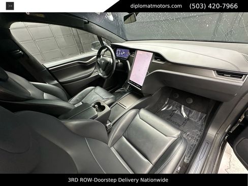 Used 2018 Tesla Model X 100D image 18