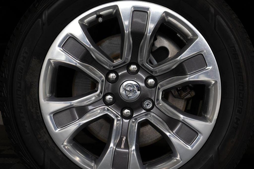 Used 2021 RAM 1500 Limited RWD image 10