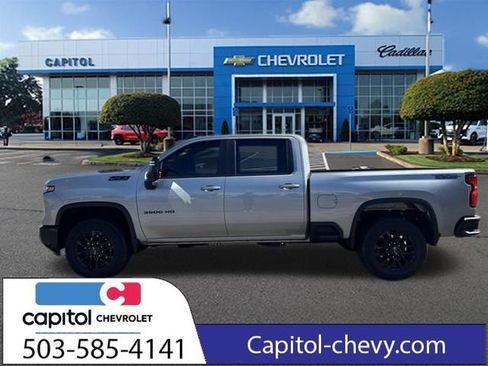 Used 2025 Chevrolet Silverado 3500 LT w/ Trail Boss Package image 7
