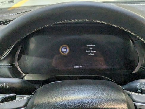 Used 2024 Jeep Grand Cherokee L Limited w/ Luxury Tech Group II image 18