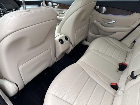 Used 2020 Mercedes-Benz GLC 300 4MATIC image 14