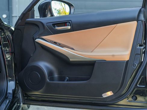 Used 2018 Lexus IS 300 AWD w/ Comfort Package image 24