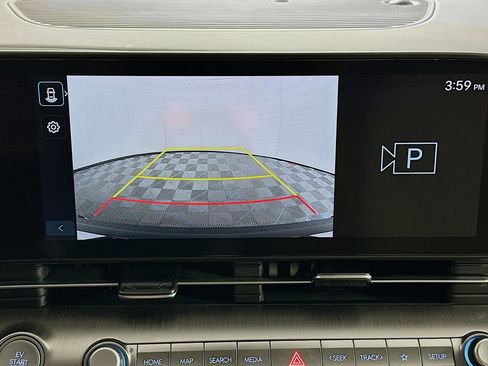 Used 2024 Hyundai Kona SEL FWD image 23