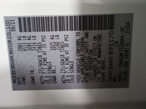 Used 2023 Nissan Rogue SV w/ SV Premium B Package image 37