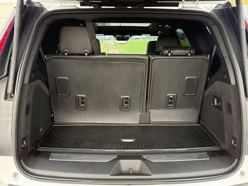 Used 2023 Cadillac Escalade Premium Luxury w/ LPO, Floor Liner Package AWD/4WD image 4