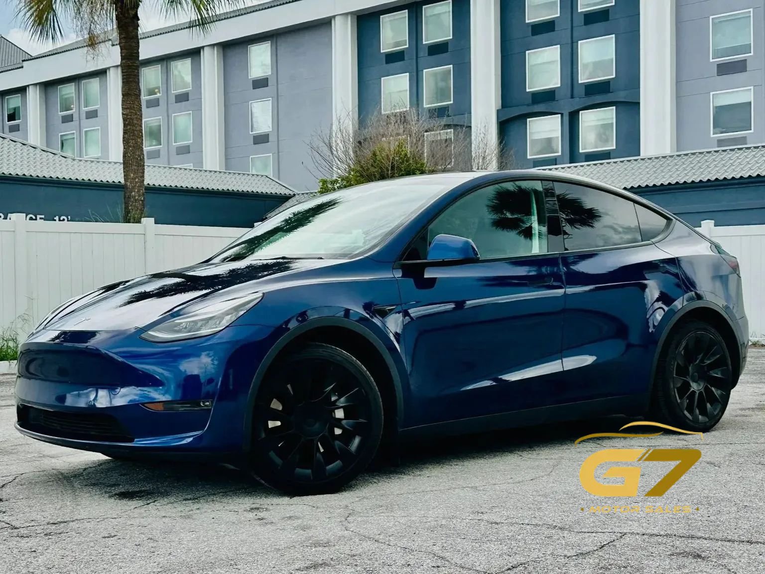 Used 2021 Tesla Model Y 2WD image 1