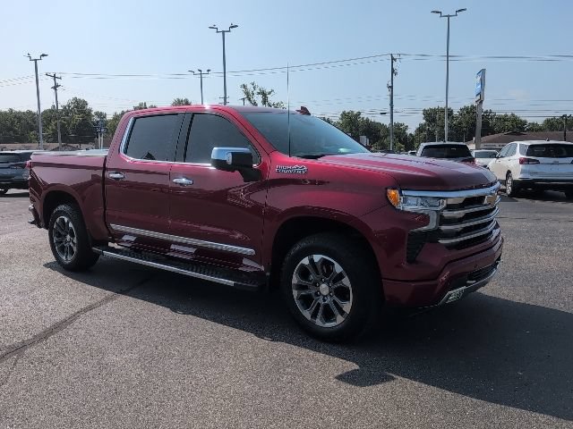 Used 2024 Chevrolet Silverado 1500 High Country w/ Technology Package AWD/4WD image 11
