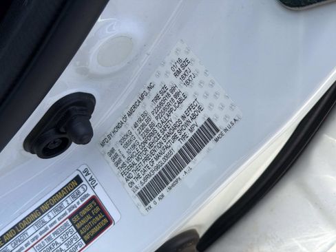 Used 2016 Honda CR-V Touring image 29