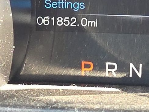 Used 2016 Ford Mustang Premium RWD image 13