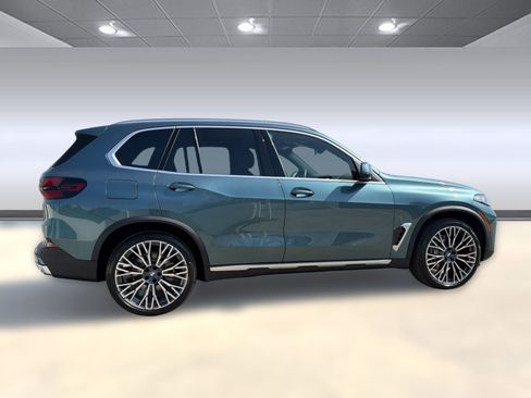 New 2026 BMW X5 sDrive40i w/ Premium Package RWD image 8