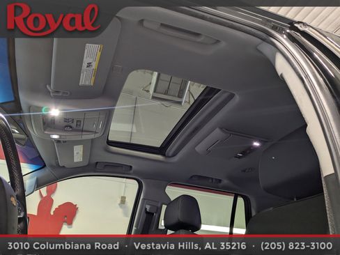 Used 2020 Chevrolet Tahoe Premier w/ Premier 6.2L Value Package image 29