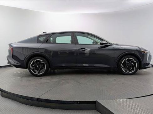 Used 2025 Kia K4 EX FWD image 9