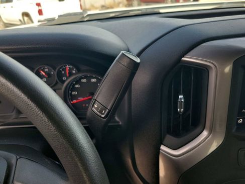 Used 2022 Chevrolet Silverado 2500 Custom w/ Gooseneck/5TH Wheel Package image 17