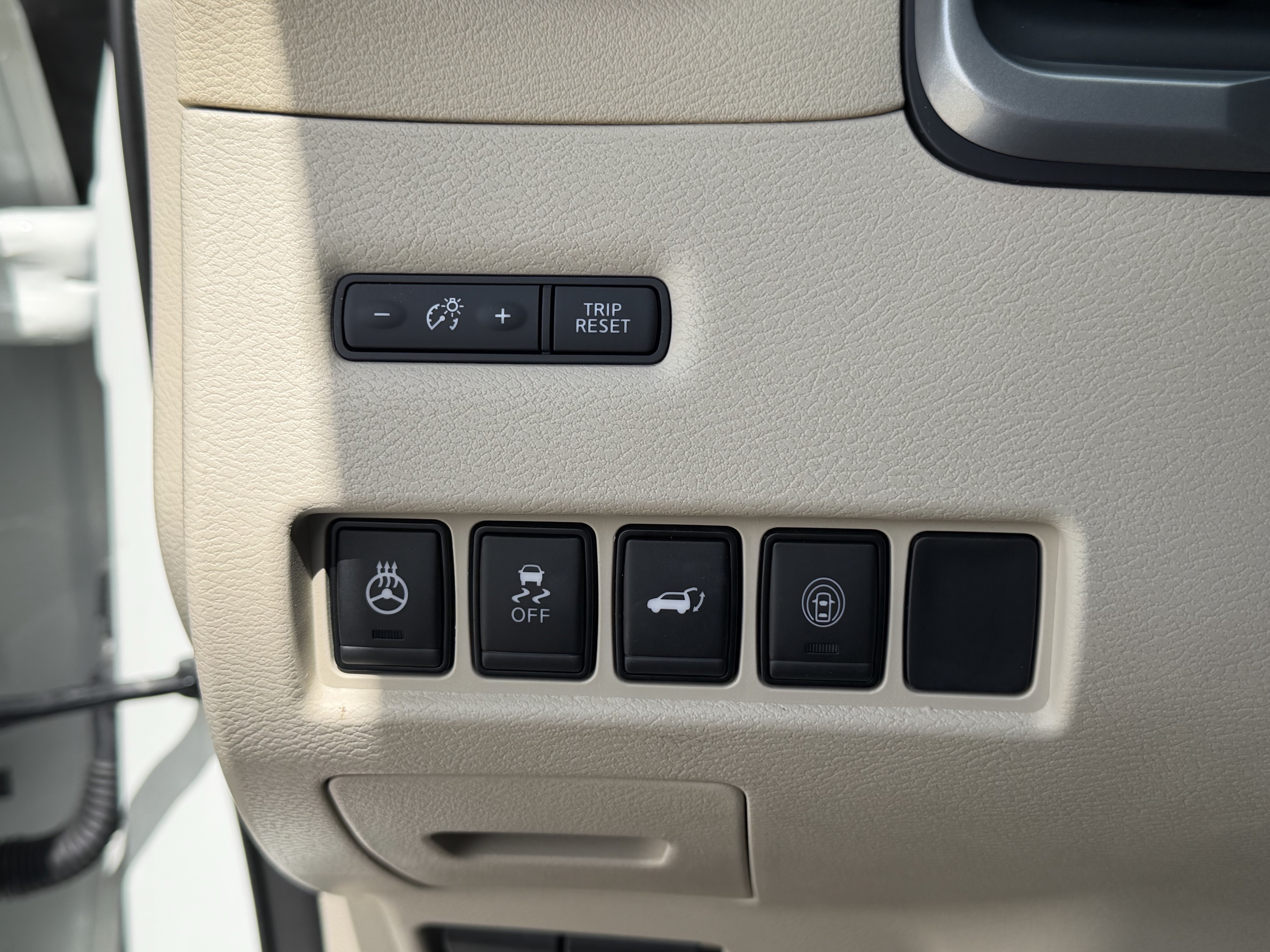 Used 2023 Nissan Murano Platinum w/ Cargo Package FWD image 25