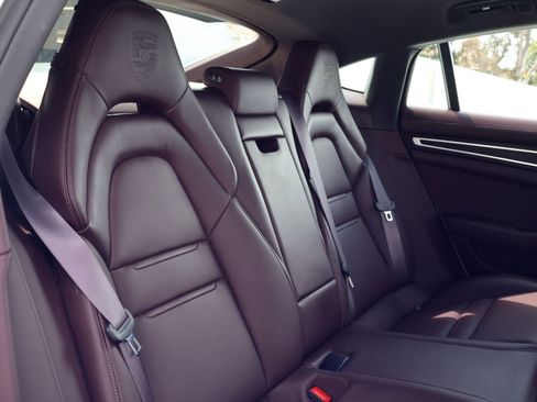 Certified 2023 Porsche Panamera Platinum Edition RWD image 23