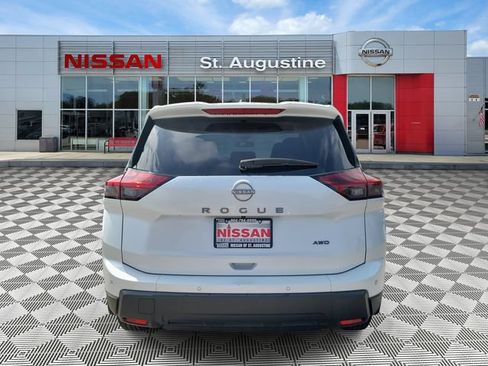 Certified 2025 Nissan Rogue S AWD/4WD image 3