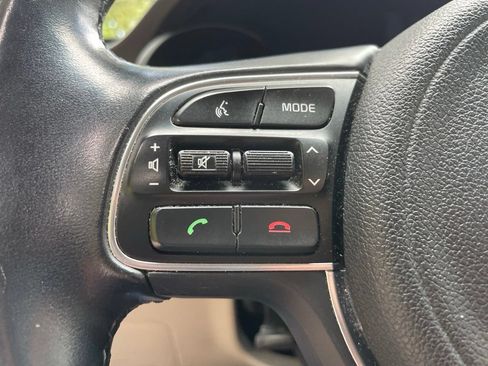 Used 2017 Kia Optima EX FWD image 11