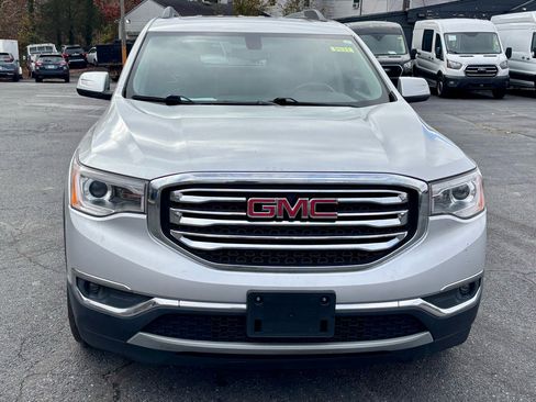 Used 2019 GMC Acadia SLT image 3