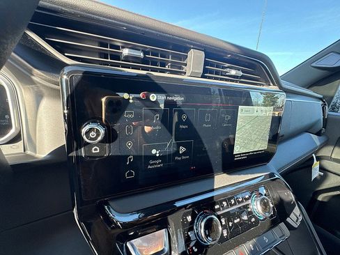 New 2026 GMC Sierra 2500 AT4 image 12