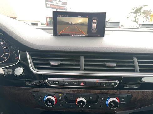 Used 2017 Audi Q7 3.0T Premium Plus image 29
