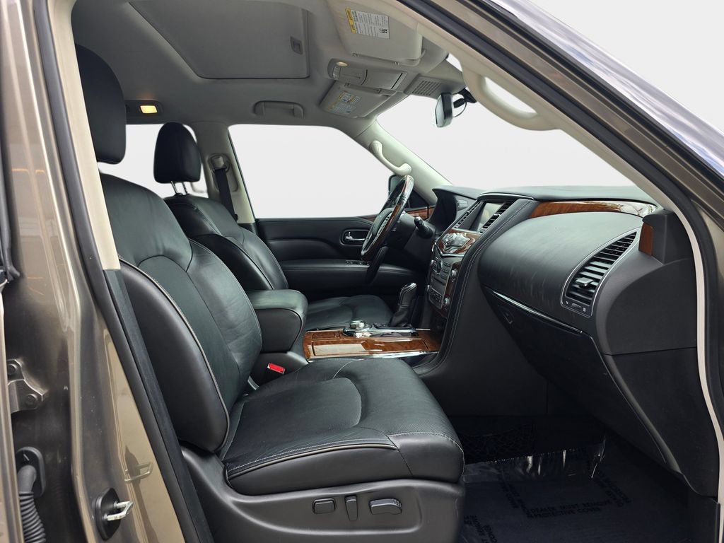 Used 2019 INFINITI QX80 Luxe w/ 22" Wheel Package AWD/4WD image 11